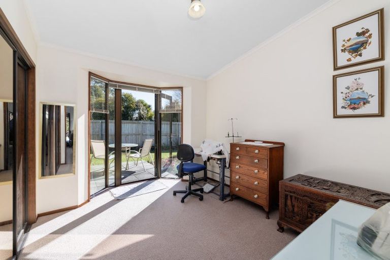 Photo of property in 37 Chinnerys Road, Woodend, 7610