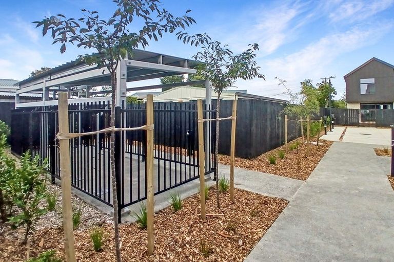 Photo of property in 8/109 Taikata Road, Te Atatu Peninsula, Auckland, 0610