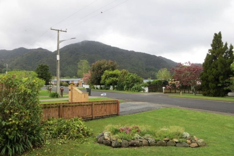 Photo of property in 6 Tui Road, Te Aroha, 3320