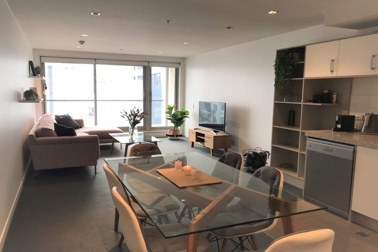 Photo of property in Monument Apartments, 5c/245 Wakefield Street, Te Aro, Wellington, 6011