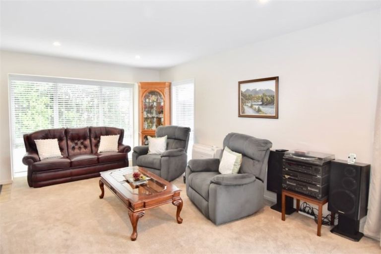 Photo of property in 89a Wairakei Road, Bryndwr, Christchurch, 8053
