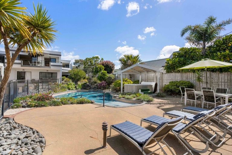 Photo of property in 6e The Dunes, Pauanui, Hikuai, 3579