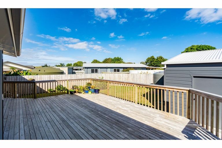 Photo of property in 16b Insley Street, Mangawhai, 0505