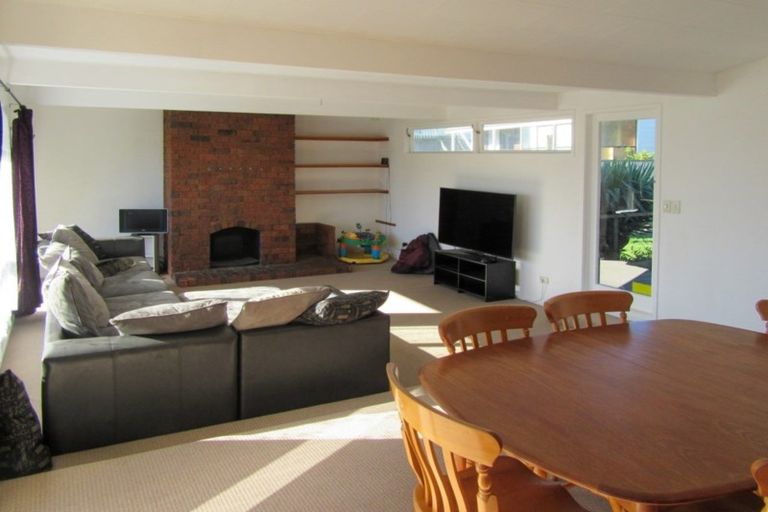 Photo of property in 2 Oak Street, Mangapapa, Gisborne, 4010