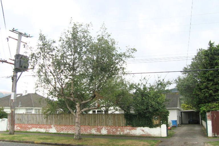 Photo of property in 75 Fraser Crescent, Elderslea, Upper Hutt, 5018