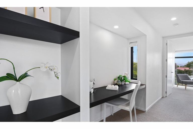 Photo of property in 2/3 Taylors Avenue, Bryndwr, Christchurch, 8052