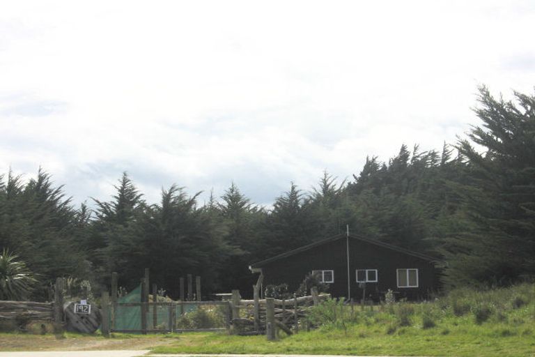 Photo of property in 192 Kahukura Avenue, Waitarere Beach, Levin, 5510