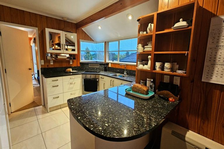 Photo of property in 37 Tyndall Street, Waiwhetu, Lower Hutt, 5010