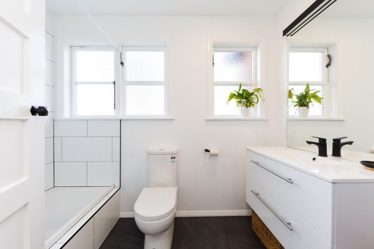 Photo of property in 3 Wharenui Terrace, Roslyn, Palmerston North, 4414