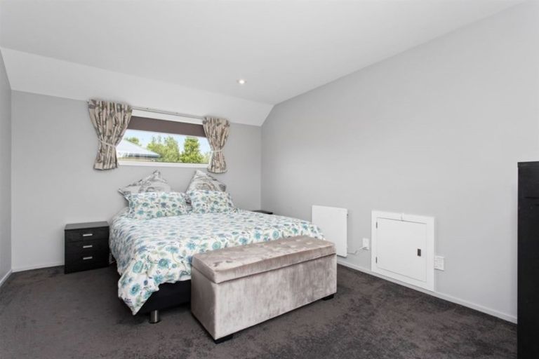 Photo of property in 17b Wairakei Road, Strowan, Christchurch, 8052