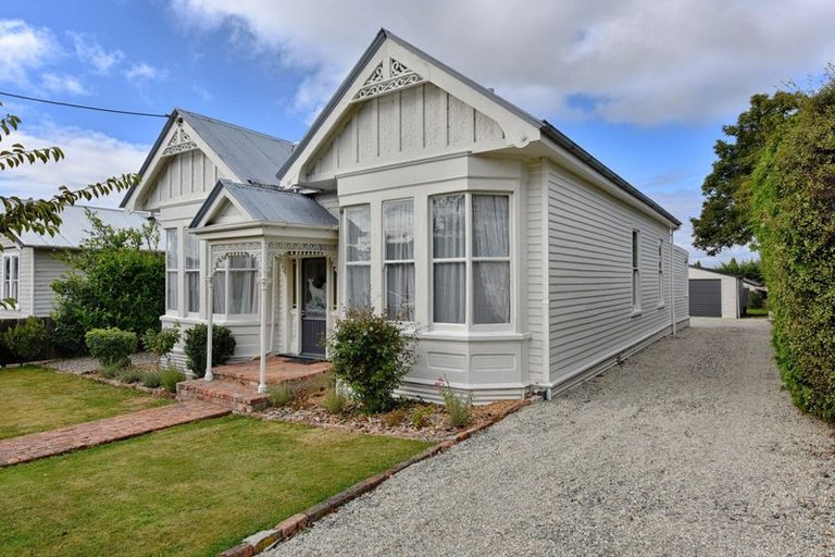 Photo of property in 10 Howard Street, Gore, 9710