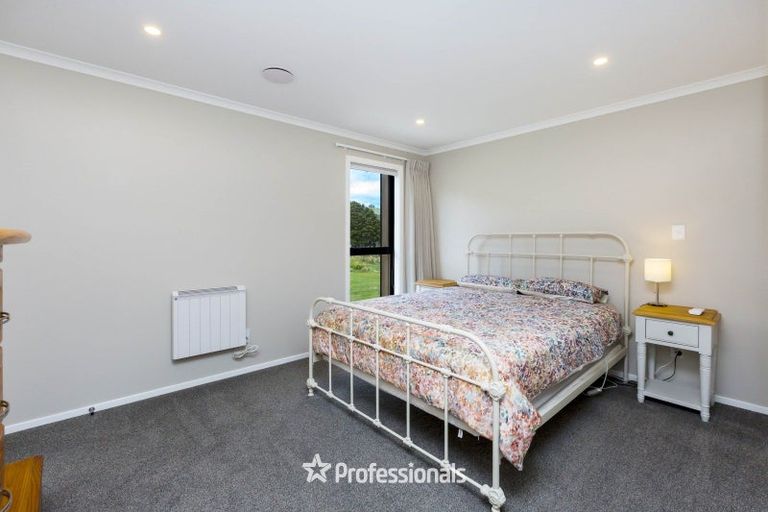 Photo of property in 12 Fitch Lane, Wallaceville, Upper Hutt, 5018