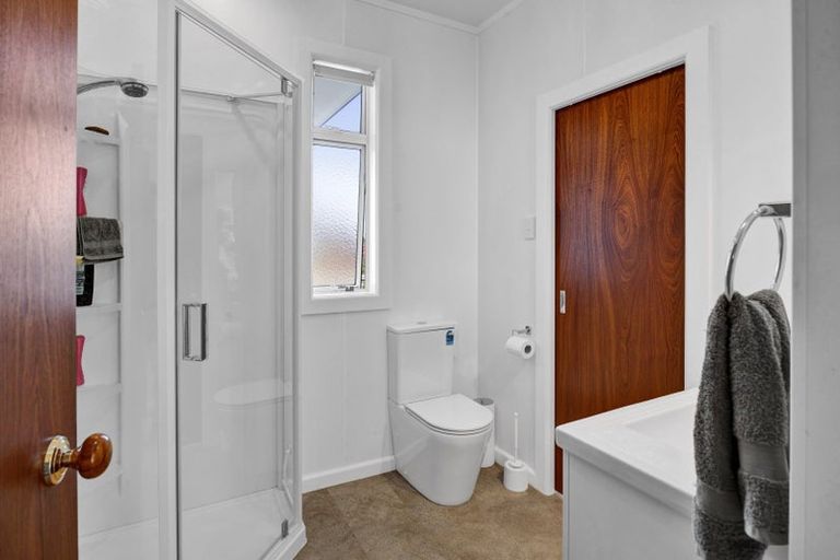 Photo of property in 90 Mill Road, Lower Vogeltown, New Plymouth, 4310