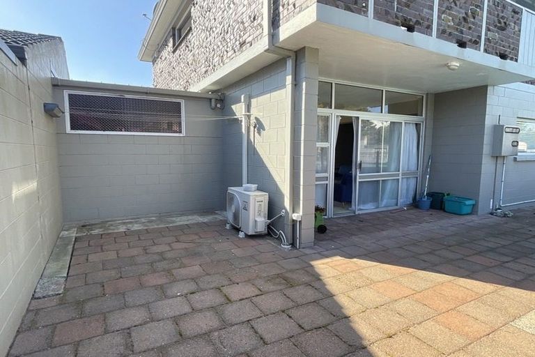 Photo of property in 13 Wilfred Street, St Andrews, Hamilton, 3200