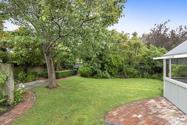 Photo of property in 94 Hawthorne Street, Strowan, Christchurch, 8052
