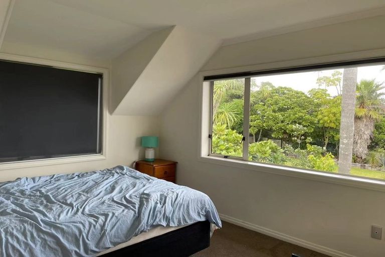 Photo of property in 6 Anaheim Boulevard, Shamrock Park, Auckland, 2016