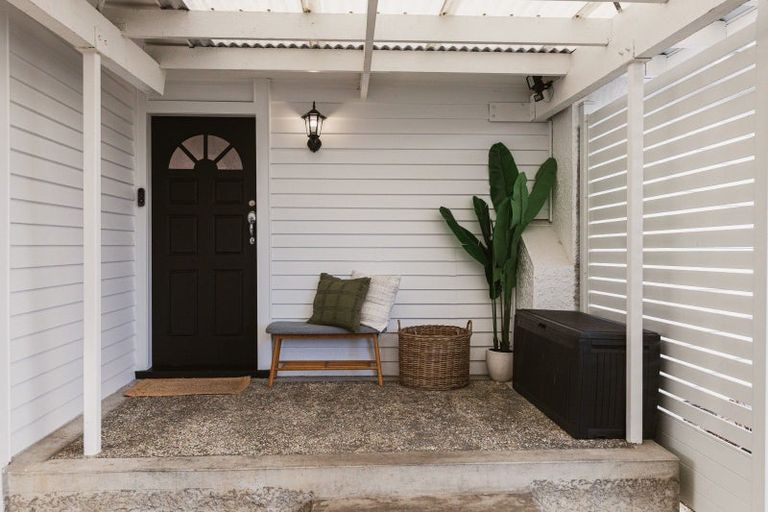 Photo of property in 19 Frickleton Street, Taradale, Napier, 4112