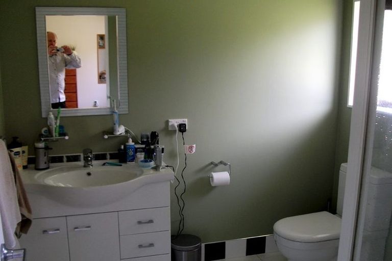 Photo of property in 68 Mary Huse Grove, Manor Park, Lower Hutt, 5019