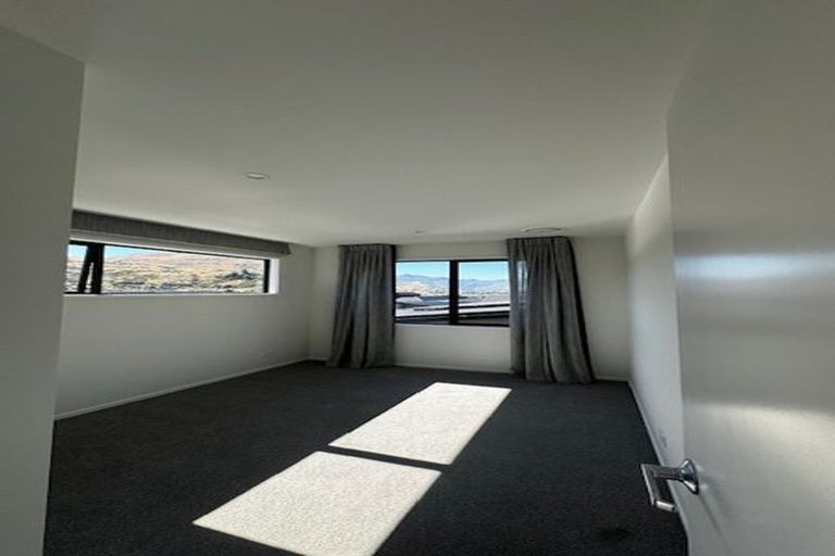 Photo of property in 47 Cheviot Street, Jacks Point, 9371