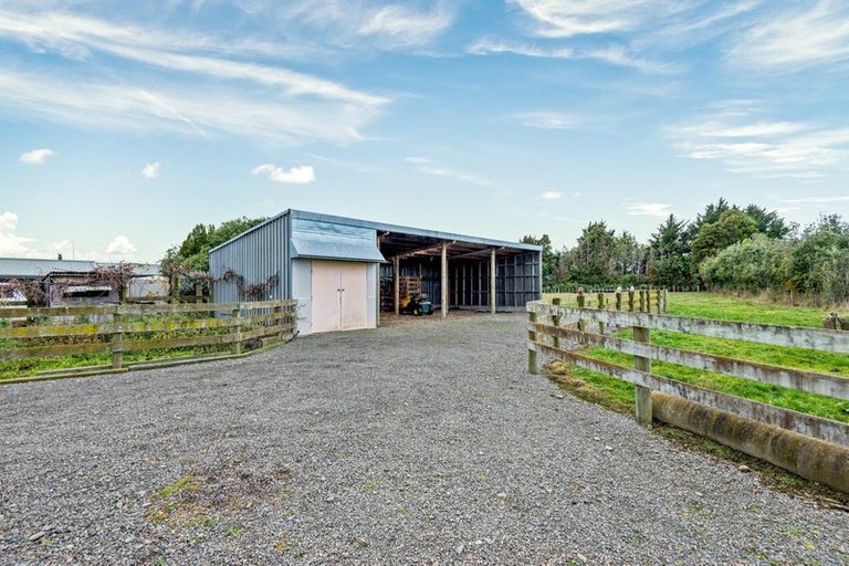 Photo of property in 174 Hendersons Line, Kelvin Grove, Palmerston North, 4470