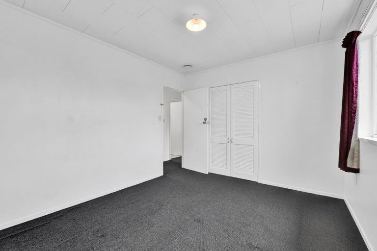 Photo of property in 168 Omata Road, Blagdon, New Plymouth, 4310