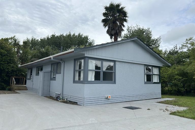 Photo of property in 120b Awaroa Road, Helensville, 0800