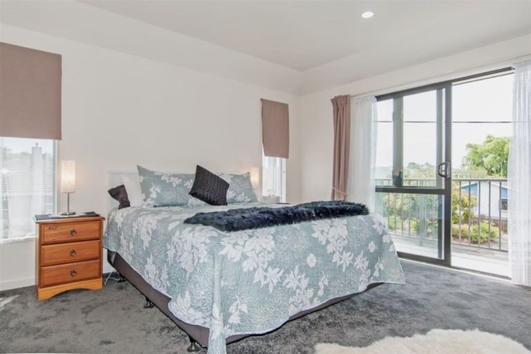 Photo of property in 1 Trist Place, Edgeware, Christchurch, 8013