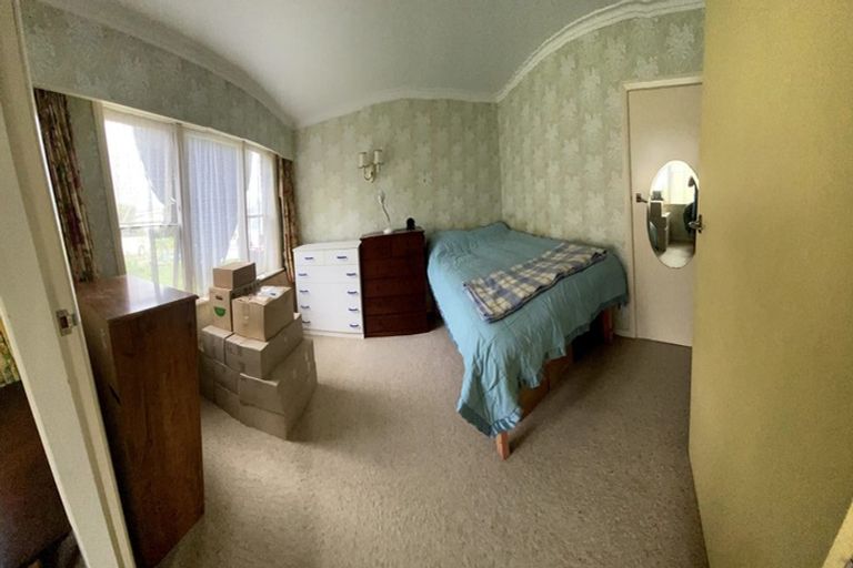 Photo of property in 27 Saint Albans Avenue, Hokowhitu, Palmerston North, 4410