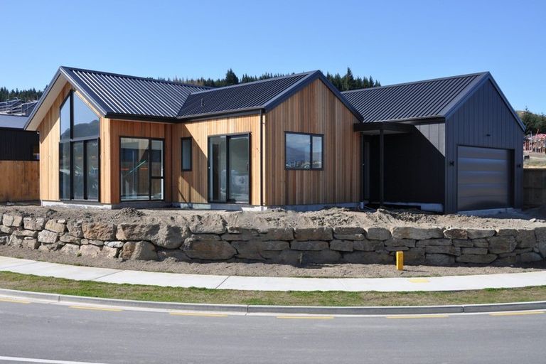 Photo of property in 47 Clearview Street, Wanaka, 9305