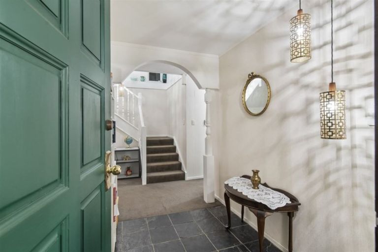 Photo of property in 223a Titirangi Road, Titirangi, Auckland, 0604