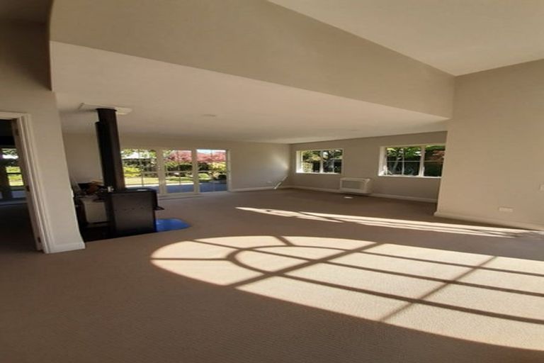 Photo of property in 15 Roblyn Place, Lincoln, 7608