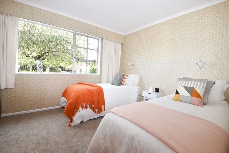 Photo of property in 3 Chisholm Place, Carterton, 5713