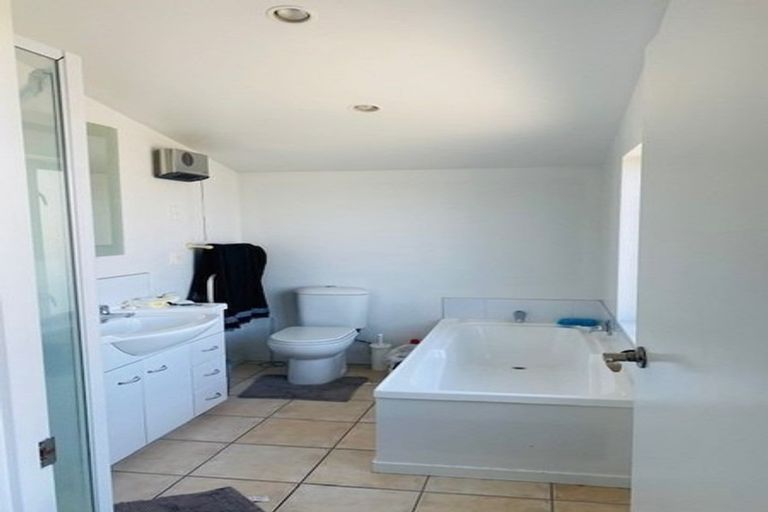 Photo of property in 22e Packe Street, Edgeware, Christchurch, 8013