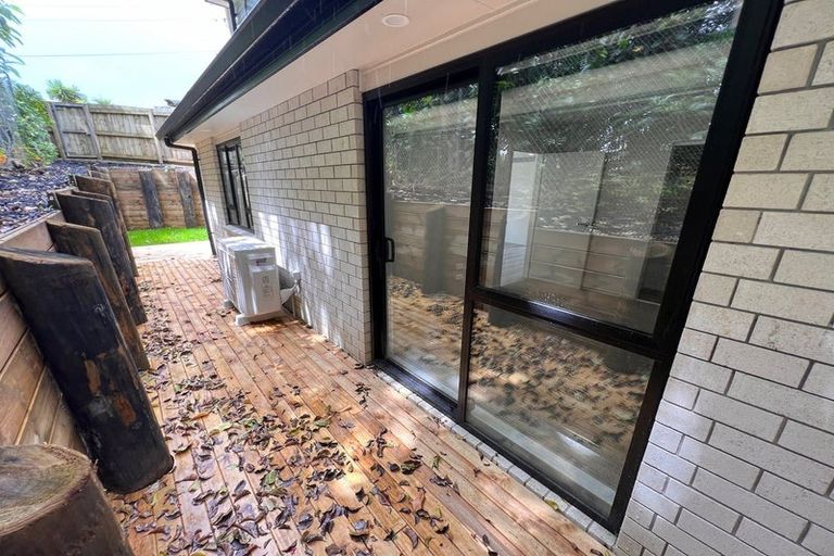 Photo of property in 17a Knox Road, Swanson, Auckland, 0612