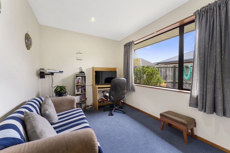 Photo of property in 3b Riverview Road, Rangiora, 7400