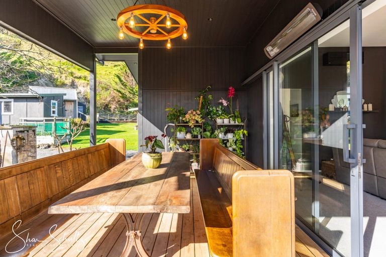 Photo of property in 6 The Strand, Whakapirau, Maungaturoto, 0583