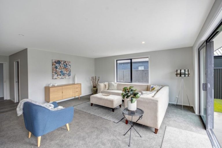 Photo of property in 32 Owhiro Avenue, Mosgiel, 9024