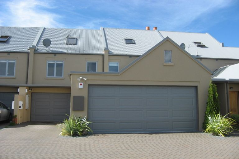 Photo of property in 32 Beechwood Drive, Northwood, Christchurch, 8051