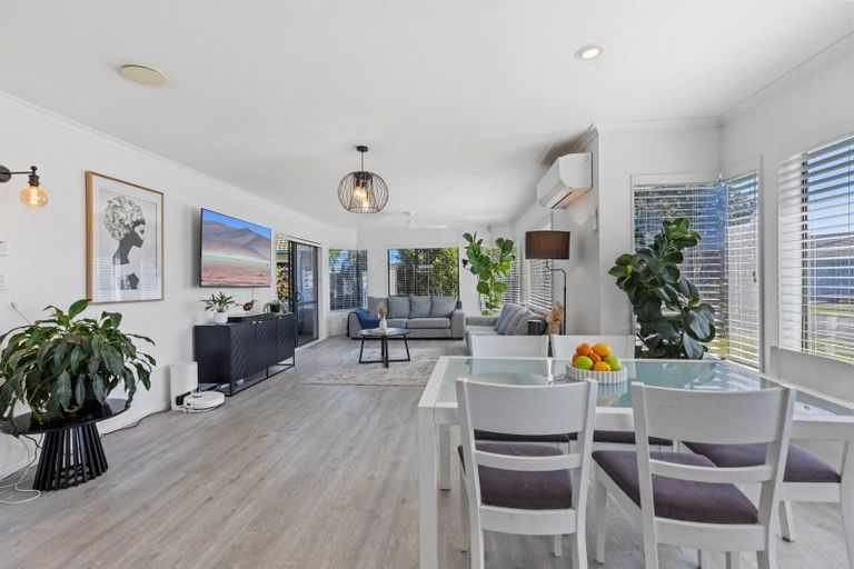 Photo of property in 16 Luculia Drive, Mount Maunganui, 3116