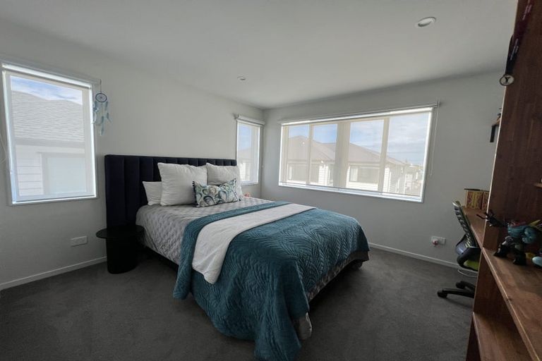 Photo of property in 35c Corunna Road, Milford, Auckland, 0620