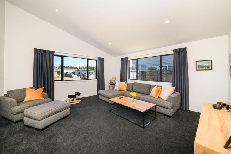 Photo of property in 28 Sandown Avenue, Himatangi Beach, Foxton, 4891