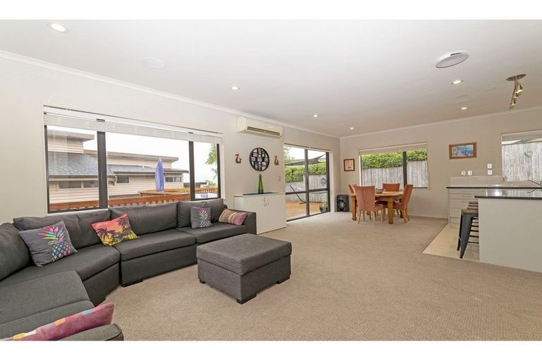 Photo of property in 88a San Marino Drive West, Henderson, Auckland, 0612