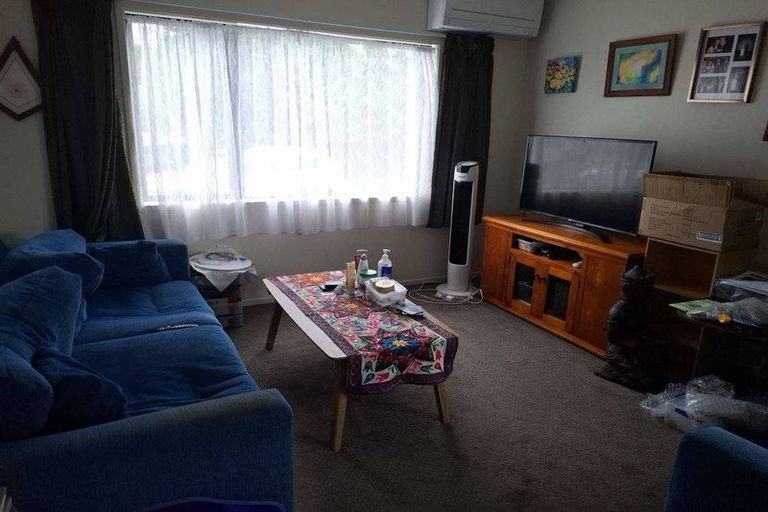 Photo of property in 7b Abel Tasman Avenue, Henderson, Auckland, 0610