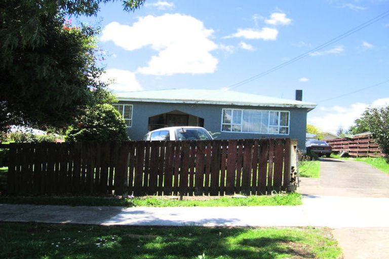 Photo of property in 6 Margaret Road, Papatoetoe, Auckland, 2025