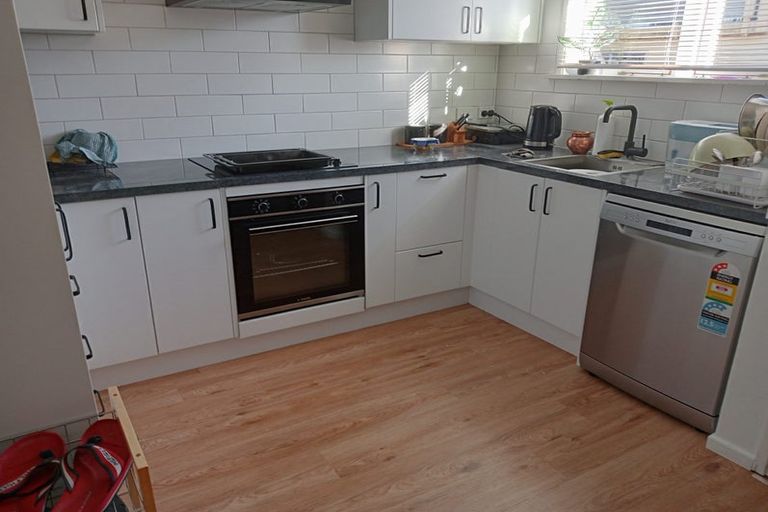 Photo of property in 1033a Fergusson Drive, Clouston Park, Upper Hutt, 5018