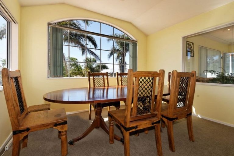 Photo of property in 26 Tornado Place, West Harbour, Auckland, 0618