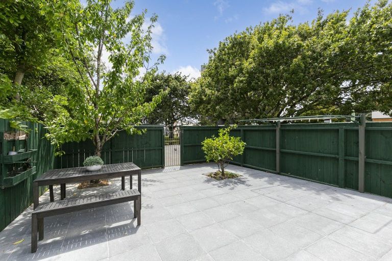Photo of property in 104 Webb Street, Te Aro, Wellington, 6011