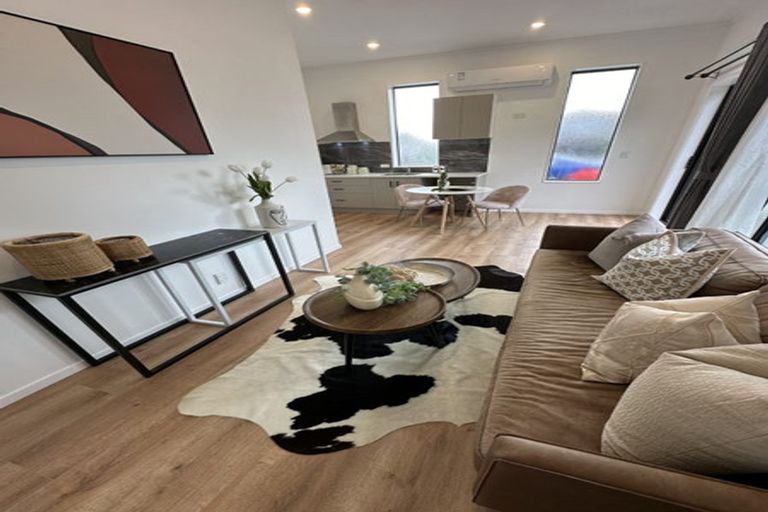 Photo of property in 7 Citation Way, Botany Downs, Auckland, 2010