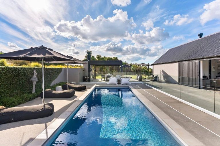 Photo of property in 34 Aroha Road, Te Arai, Wellsford, 0975