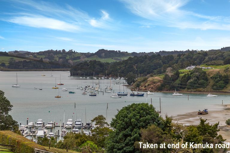 Photo of property in 30 Kanuka Road, Sandspit, Warkworth, 0982